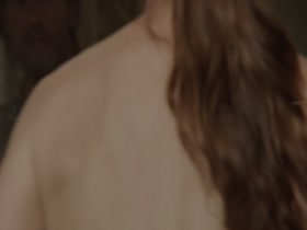 Sarah Wayne Callies in Colony s01e03 (2016) 7