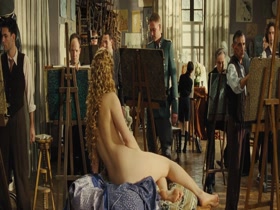 Ophelia Kolb in Gainsbourg (2010) 2