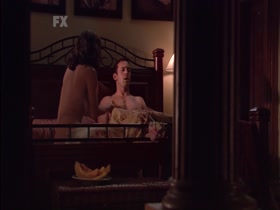 Caprice Benedetti in Brotherhood s03e01 (2008) 16