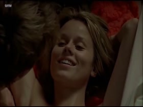 Helena Af Sandeberg in Un Virus Au Paradis (2003) 13
