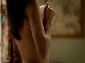 Jennifer Thompson in Femme Fatales 8