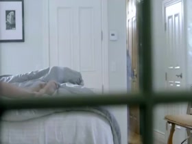 Unknown in Femme Fatales (2011 s02e10) 1
