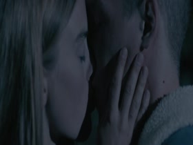 Alexandra Gentil in Les animaux ne s'enterrent pas (2015) 16