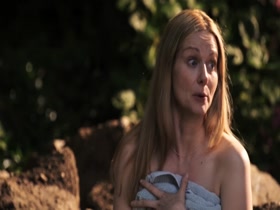 Laura Linney & Cynthia Nixon in The Big C. (2011) 4