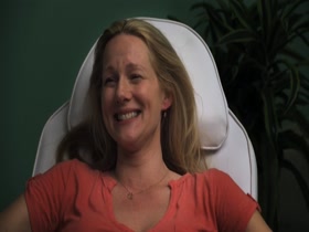 Laura Linney & Cynthia Nixon in The Big C. (2011) 5