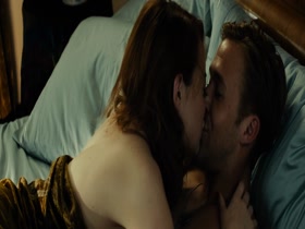 Emma Stone in Gangster Squad (2013) 5