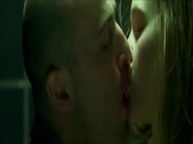 Paz de la Huerta in 5 Up 2 Down (2006) 15