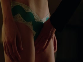 Melissa Benoist nude in Homeland (series) (2011) 19