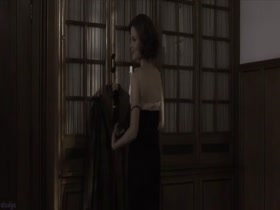 Sylvia Hoeks in De Bende van Oss (2011) 3