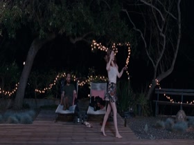 Anna Kendrick, Brie Larson in Digging for Fire (2015) 3