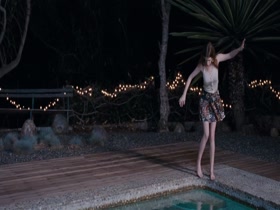 Anna Kendrick, Brie Larson in Digging for Fire (2015) 4