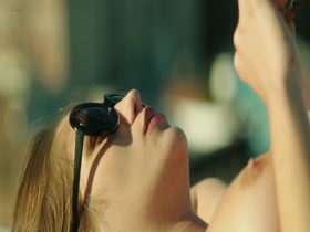 Lina Esco Lola Kirke Free the Nipple (2014) hd720p 1
