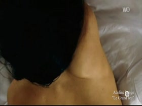 Adeline Lange Explicit , Nipples In Grand Jeu  3