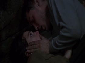Rachel Weisz in Enemy at the Gates (2001) 15
