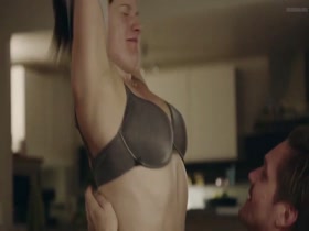 Elena Leeve in Ihon Alla s01e07 (2015)  19