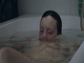 Elena Leeve in Ihon Alla s01e01 (2015)  6