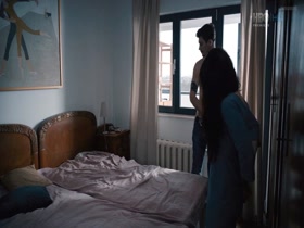 Elena Popa Autoportretul Unei Fete Cuminti (RO2015) 720p  19