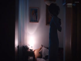 Elena Popa Autoportretul Unei Fete Cuminti (RO2015) 720p  5
