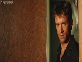 Halle Berry Lingerie , Undress in Swordfish (2001) 5