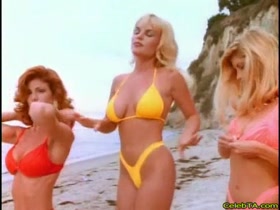 J J North Raalyn Saalman Tammy Parks Attack Of The 60 Foot Centerfolds 2of2  12