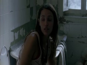 Isidora Urrejola in Drama (2010) 1