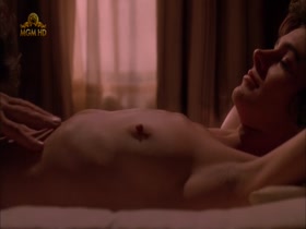 Sean Young in Love Crimes (1991) 14