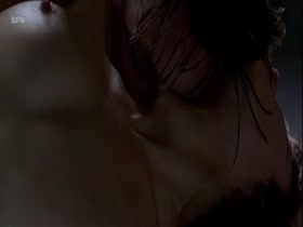 Olga Kurylenko L Annulaire (FR2005)  17