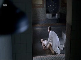 Olga Kurylenko L Annulaire (FR2005)  7