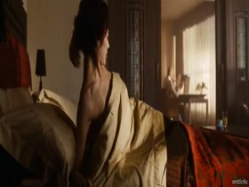Olga Kurylenko Lingerie , Explicit scene in Hitman 3