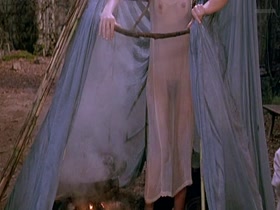 Ornella Muti Il Viaggio di Capitan Fracassa (FR1990)  18