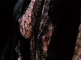 Paca Gabaldon hot scene in Patricia (1980) 3