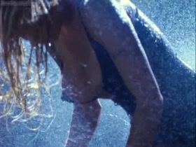 Pamela Anderson Barb Wire DVD Extra  7