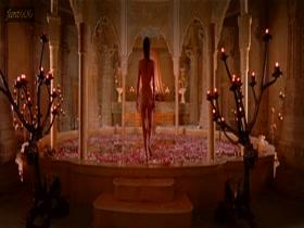 Zhang Ziyi nude in The Banquet 17