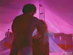 zoe trilling tobe hooper s night terror02  12