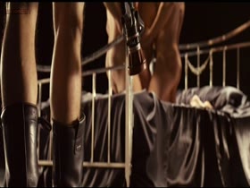 Adriana Ugarte Hot , Threesome In Lo contrario al amor (2011)  16