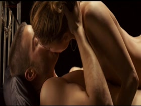 Adriana Ugarte Hot , Threesome In Lo contrario al amor (2011)  9