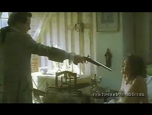 Barbara Schulz bed , boobs scene in Il giovane Casanova (2002) 3
