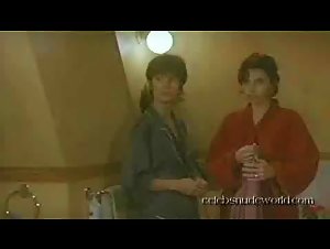 Beatrice Dalle Bathtub , nude scene in ALa Folie 20