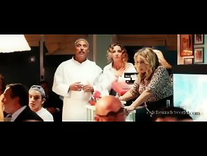 Belen Rodriguez wet , Bathtub scene in Se sei cosi ti dico si  17