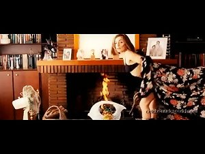 Candela Pena , Goya Toledo in Los anos desnudos (2008) 20