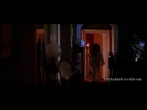 Cara Buono in Waterland (1992) 13