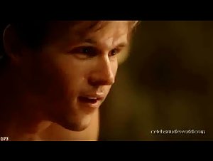 Danielle Sapia Explicit , Sensual in True Blood (2008) 13
