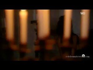 Dany Verissimo bra , nude scene in Missions de charme (2002) 19