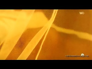 Dany Verissimo Explicit , Hot in Les tropiques de l'amour (2003) 17