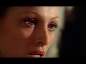 Elisabeth Margoni in Le professionnel (1981) 6