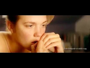 Elise van 't Laar , Gaite Jansen in Supernova (2014) 2