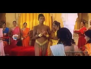 Gigi St. Blaque Public Nudity , boobs in Perfumed Garden (2000) 7