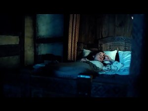 Hayley Atwell in Pillars of the Earth (2010) 1
