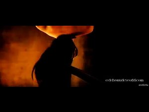 Heather Matarazzo , Monika Malacova in Hostel: Part II (2007) 13