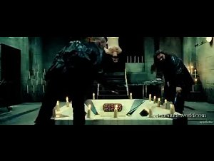 Heather Matarazzo , Monika Malacova in Hostel: Part II (2007) 5